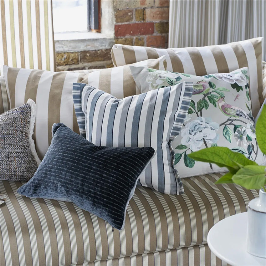 Christian Lacroix | Coussin anthracite à rayures Burlington