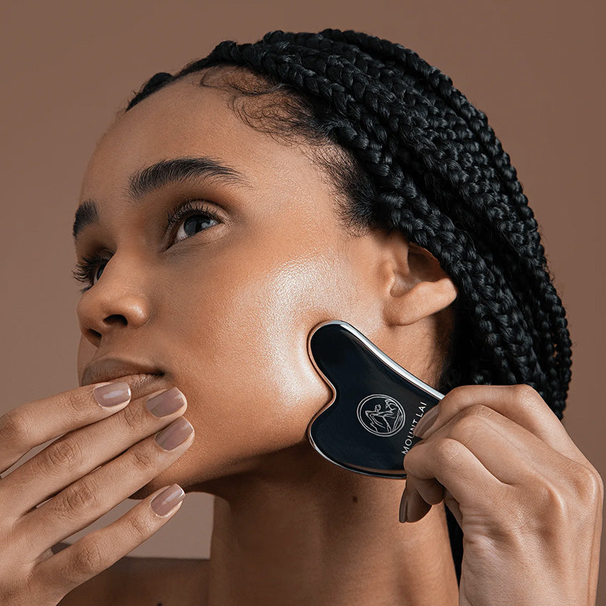 Mont Lai | L'outil de lifting facial Gua Sha