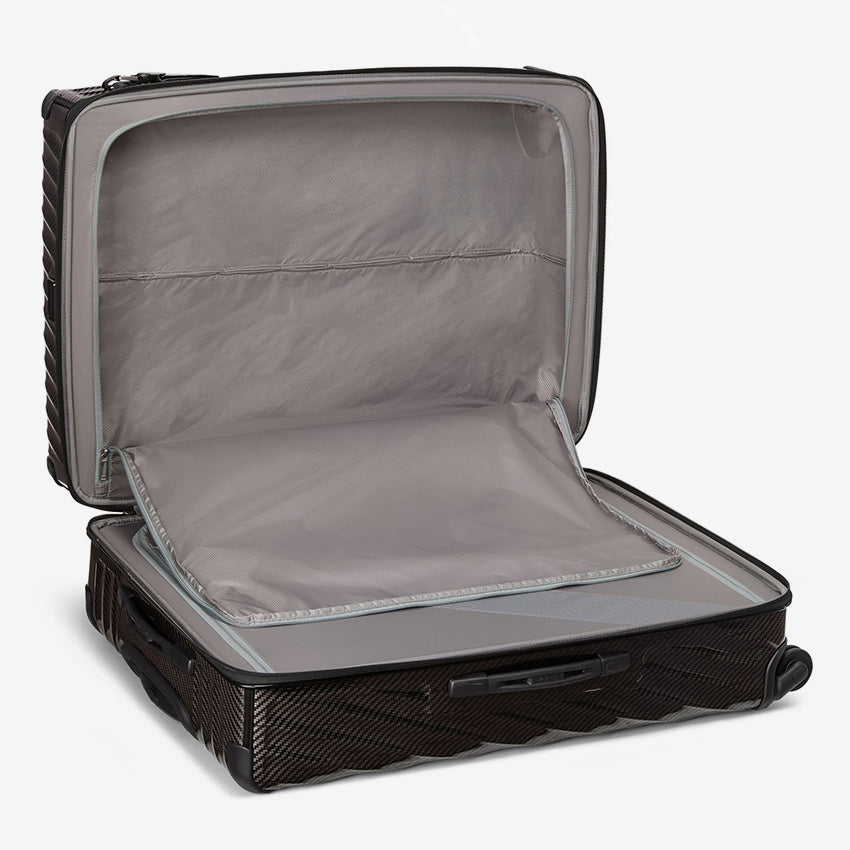 Tumi | 19 Degree Light 4-Wheeled Packing Case