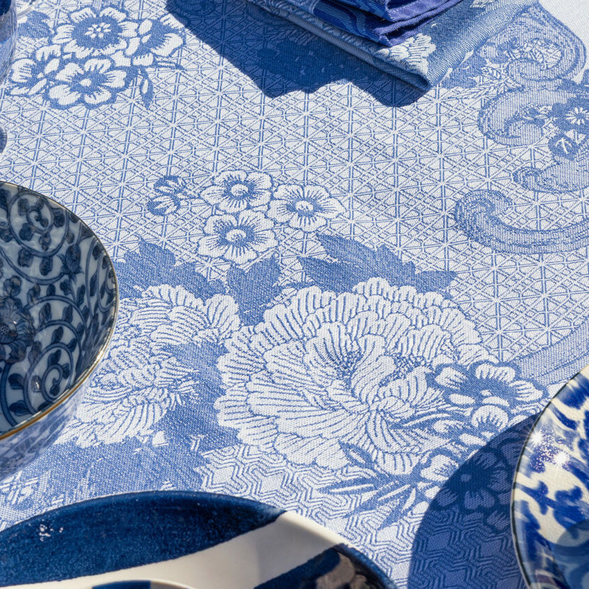 Le Jacquard Français | Promenade Impériale Tablecloth