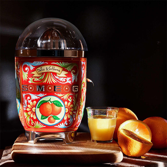Maison Lipari 50's Style Citrus Juicer Dolce & Gabbana  SMEG.