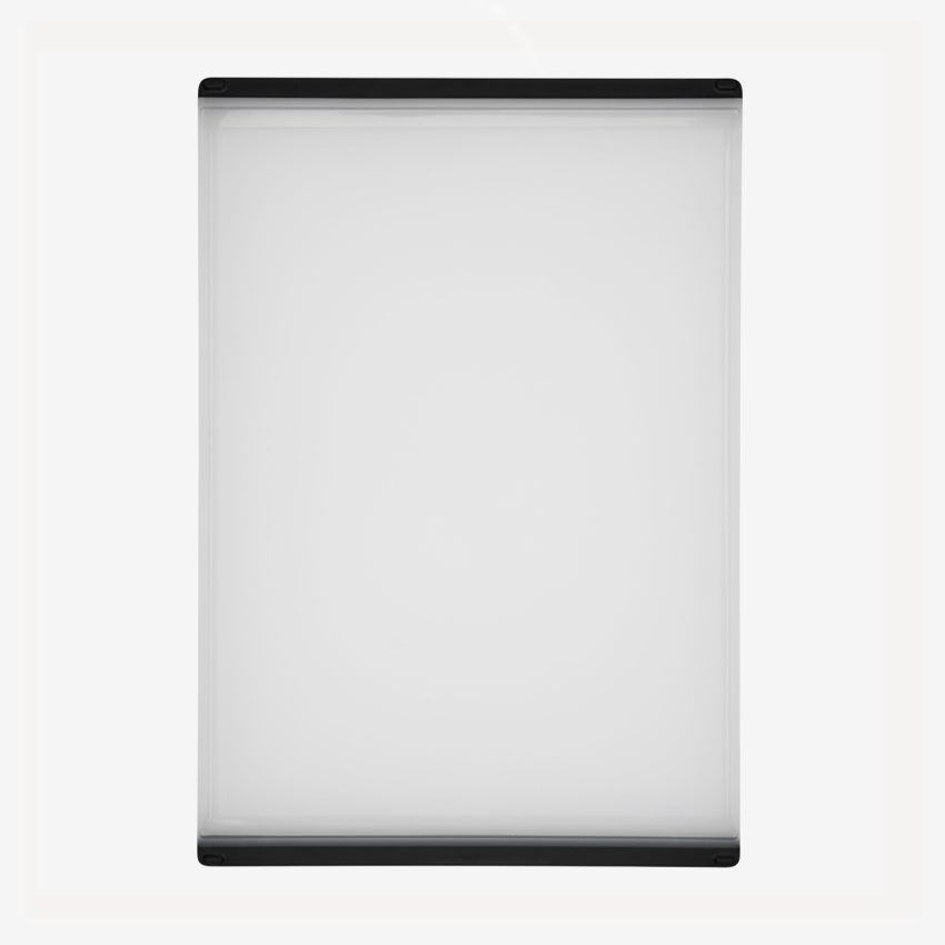 Oxo | White Polyproylene Cutting Boards