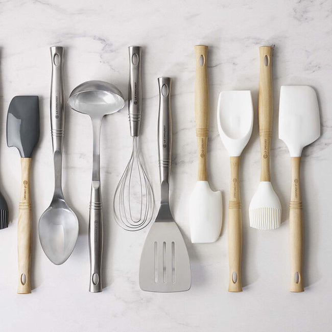 Maison Lipari Revolution® Medium Spatula  LE CREUSET.